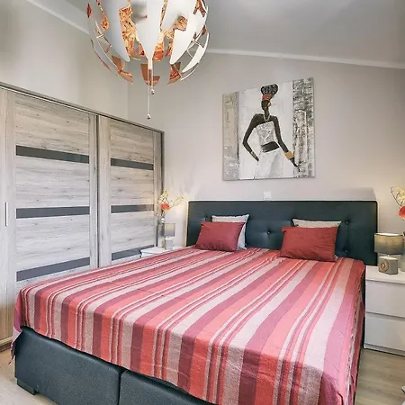 Mit Privatem Pool, Wlan, Sonnenliegen, Terrasse Und Eigenem Grillbereich Holiday home *